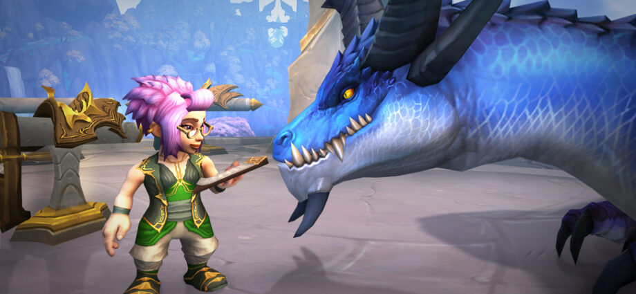 Gnome withy a blue dragon